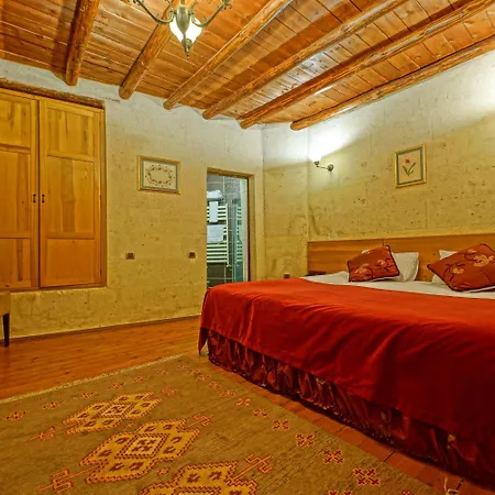 فندق La Casa Cave 3*