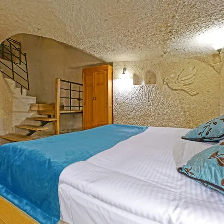 Hotel La Casa Cave 3*