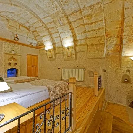 Hotel La Casa Cave 3*