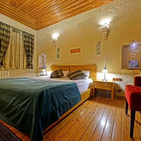 La Casa Cave فندق 3*