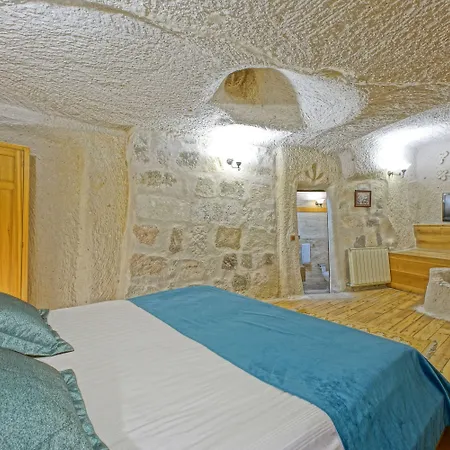 La Casa Cave فندق أُتْشيسار