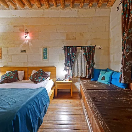 La Casa Cave فندق 3*