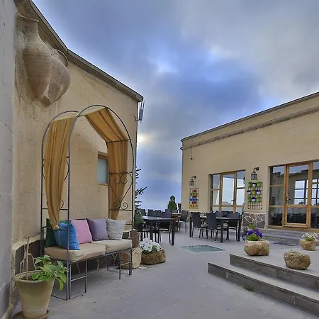 La Casa Cave Üçhisar