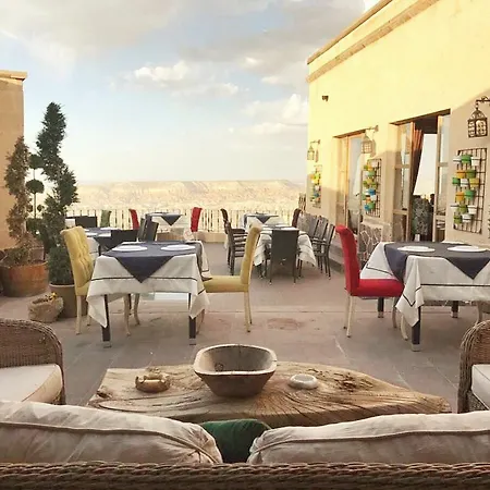 La Casa Cave