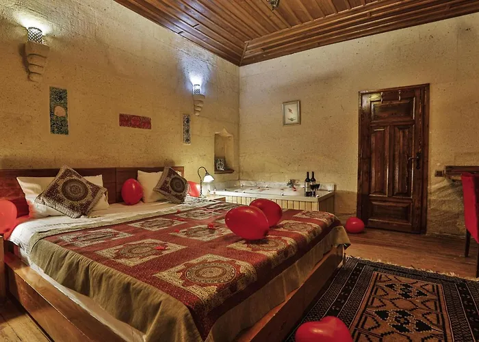 La Casa Cave Hotel 3*