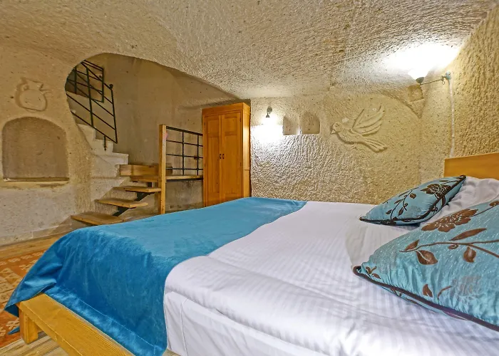Hotel La Casa Cave 3*